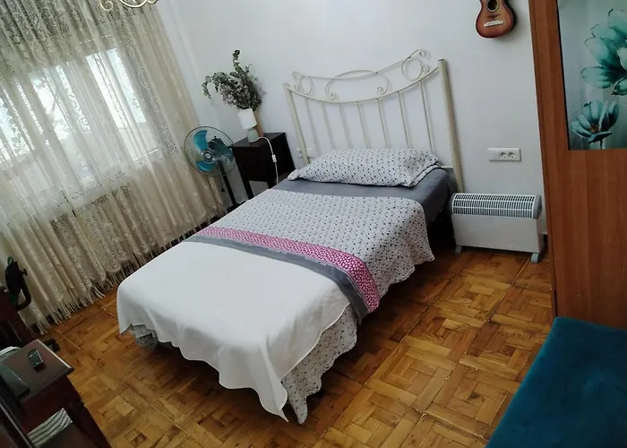 בית אירוח Casa Pty סאריה